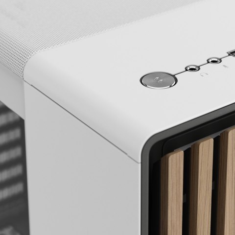 Fractal Design North Chalk White TG Clear Tint Fractal Design Fractal Design North Chalk White TG Clear Tint Fractal Design