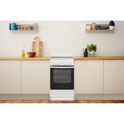 INDESIT | Cooker | IS5V8GMW/E | Hob type Vitroceramic | Oven type Electric | White | Width 50 cm | Grilling | Depth 60 cm | 57 L INDESIT | Cooker | IS5V8GMW/E | Hob type Vitroceramic | Oven type Electric | White | Width 50 cm | Grilling | Depth 60 cm | 57 L