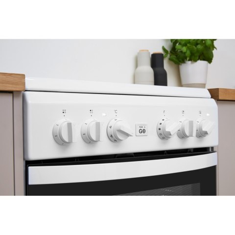 INDESIT | Cooker | IS5V8GMW/E | Hob type Vitroceramic | Oven type Electric | White | Width 50 cm | Grilling | Depth 60 cm | 57 L INDESIT | Cooker | IS5V8GMW/E | Hob type Vitroceramic | Oven type Electric | White | Width 50 cm | Grilling | Depth 60 cm | 57 L