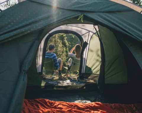 Outwell Cloud 2 Two Room Dome Tent for 2 Persons, Green | Outwell Outwell Cloud 2 Two Room Dome Tent for 2 Persons, Green | Outwell