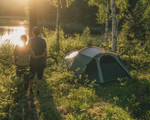 Outwell Earth 2 Two Room Tunnel Tent for 2 Persons, Green | Outwell Outwell Earth 2 Two Room Tunnel Tent for 2 Persons, Green | Outwell