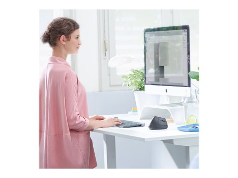 Logitech | Ergonomiczna mysz | MX VERTICAL | Bezprzewodowa | USB, Bluetooth | Grafitowa Logitech | Ergonomiczna mysz | MX VERTICAL | Bezprzewodowa | USB, Bluetooth | Grafitowa