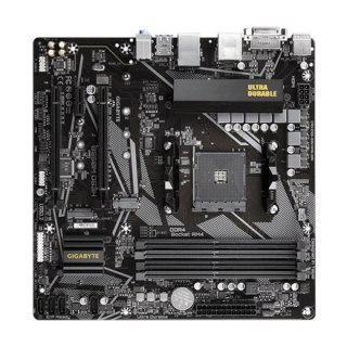 Gigabyte | B550M DS3H 1.0 | Rodzina procesorów AMD | Gniazdo procesora AM4 | DDR4 DIMM | Gniazda pamięci 4 | Liczba złączy SATA 