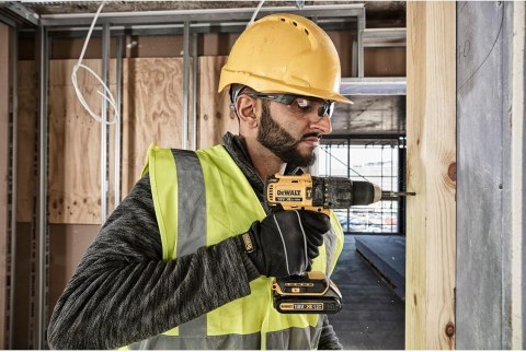 18V XR Brushless Hammer Drill Driver - 2 X 2Ah Batteries | DCD778D2T-QW | 340 W 18V XR Brushless Hammer Drill Driver - 2 X 2Ah Batteries | DCD778D2T-QW | 340 W
