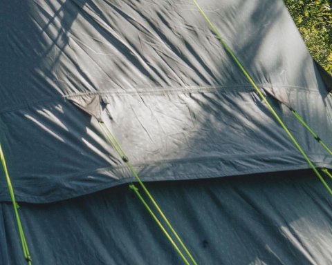 Outwell Earth 5 Plus Two room Tunnet Tent for 5 persons, Green, Grey | Outwell Outwell Earth 5 Plus Two room Tunnet Tent for 5 persons, Green, Grey | Outwell