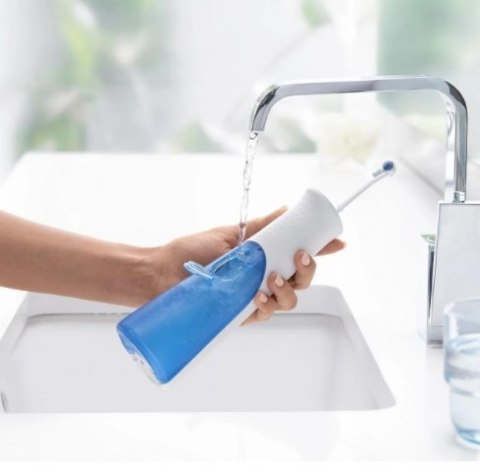 Irygator Oral-B | Jet Aquacare 4 | 600 ml | Liczba głowic 2 | Biały Irygator Oral-B | Jet Aquacare 4 | 600 ml | Liczba głowic 2 | Biały