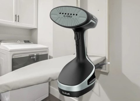 Ręczna parownica do ubrań Tefal DT8230E1 Access Steam Force Ręczna parownica do ubrań Tefal DT8230E1 Access Steam Force