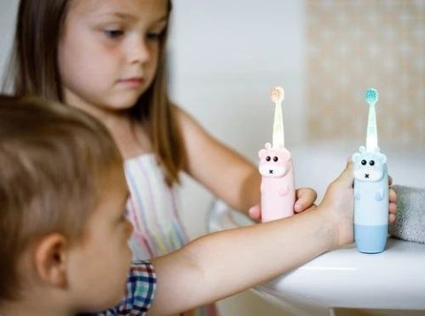 6676 SZCZOTECZKA DO ZĘBÓW RÓŻOWA GIO-450PINK