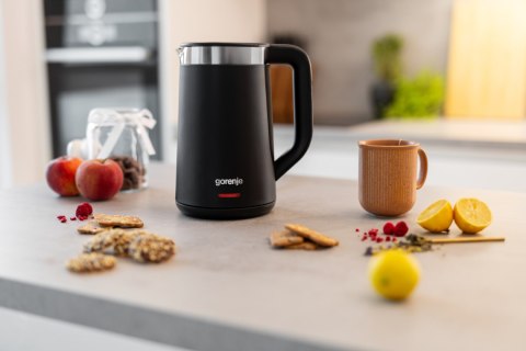 Gorenje Czajnik | K17TRDW | Elektryczny | 2200 W | 1,7 L | Plastik/Metal | Obrotowa podstawa 360° | Czarny