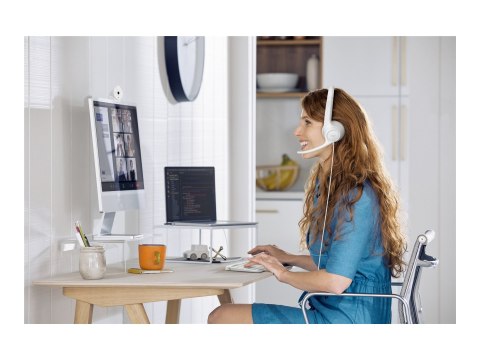 Logitech H390 USB Computer Headset Wired Headphones, USB Type-A, Off-white