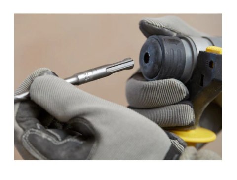 BLACK & DECKER Akumulatorowa wiertarko-wkrętarka bezszczotkowa L-Shape SDS Plus 18V V V20 | SFMCH900B-XJ | 18 V | litowo-jonowa 