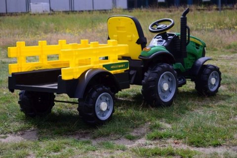 WIELKI TRAKTOR HALLO BABY Z PRZYCZEPĄ, PILOT, APLIKACJA/T990