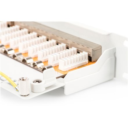 Digitus | Patch Panel | DN-91624S | Biały | Kategoria: CAT 6; Porty: 24 x RJ45; Wytrzymałość: 7,7 kg; Siła wkładania: 30N max | 