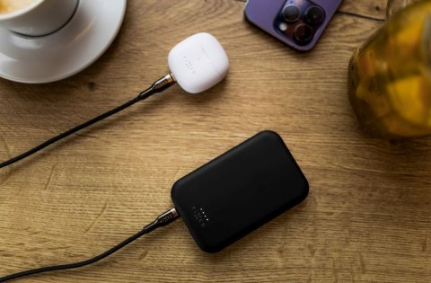Fixed | MagZen (2. gen.) z bezprzewodowym ładowaniem i obsługą MagSafe Power bank | FIXZENM2-10-BK | 10000 mAh | USB-C: 5V/2A, 9