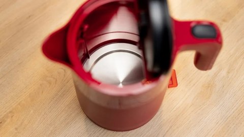 Czajnik Bosch | TWK2M164 MyMoment | Elektryczny | 2400 W | 1,7 L | Plastikowy | Podstawa obrotowa 360° | Czerwony