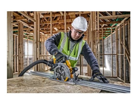 DEWALT | 18V XR Brushless 184 mm Rail Compatible Circular Saw | DCS572N-XJ | 1010 W