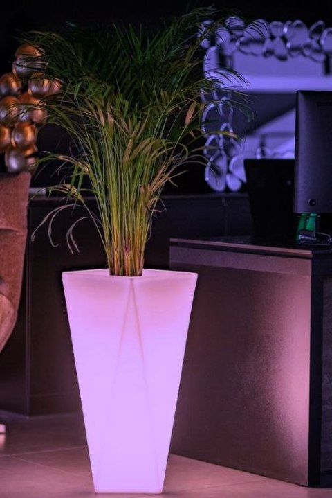 Designerska donica MONUMO VASO biała z oświetleniem Designerska donica MONUMO VASO biała z oświetleniem