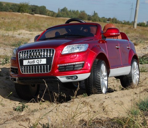 ORYGINALNE AUDI Q7 DWA SILNIKI, AMORTYZATORY PILOT, LICENCJA, LAKIER ORYGINALNE AUDI Q7 DWA SILNIKI, AMORTYZATORY PILOT, LICENCJA, LAKIER