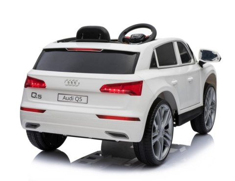 AUDI Q5 SUV , MIĘKKIE KOŁA, MIĘKKIE SIEDZENIE, PEŁNA OPCJA/Q5-SUV AUDI Q5 SUV , MIĘKKIE KOŁA, MIĘKKIE SIEDZENIE, PEŁNA OPCJA/Q5-SUV