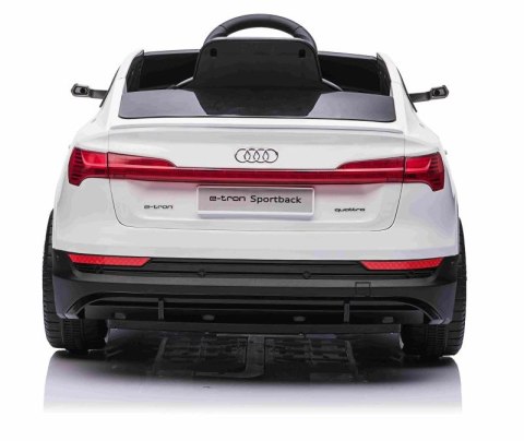 AUTO NA AKUMULATOR AUDI E-TRON SPORTBACK NAJLEPSZA WERSJA/QLS6688 AUTO NA AKUMULATOR AUDI E-TRON SPORTBACK NAJLEPSZA WERSJA/QLS6688