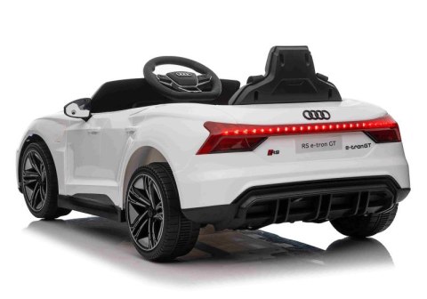 AUTO NA AKUMULATOR AUDI RS E-TRON GT , MIĘKKIE KOŁA, MIEKKIE SIEDZENIE, SUPER JAKOSĆ/QLS6888 AUTO NA AKUMULATOR AUDI RS E-TRON GT , MIĘKKIE KOŁA, MIEKKIE SIEDZENIE, SUPER JAKOSĆ/QLS6888