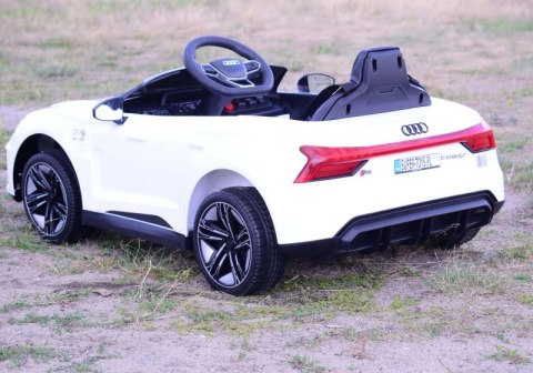 AUTO NA AKUMULATOR AUDI RS E-TRON GT , MIĘKKIE KOŁA, MIEKKIE SIEDZENIE, SUPER JAKOSĆ/QLS6888 AUTO NA AKUMULATOR AUDI RS E-TRON GT , MIĘKKIE KOŁA, MIEKKIE SIEDZENIE, SUPER JAKOSĆ/QLS6888