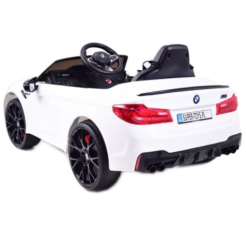 ORYGINALNE BMW M5 24V Z FUNKCJĄ DRIFTU - MIĘKKIE KOŁA, MIĘKKIE SIEDZENIE /SX2118 ORYGINALNE BMW M5 24V Z FUNKCJĄ DRIFTU - MIĘKKIE KOŁA, MIĘKKIE SIEDZENIE /SX2118