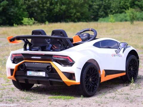 ORYGINALNE DRIFTUJĄCE LAMBORGHINI HURACAN STO NA AKUMULATOR/SMT-555-24V ORYGINALNE DRIFTUJĄCE LAMBORGHINI HURACAN STO NA AKUMULATOR/SMT-555-24V