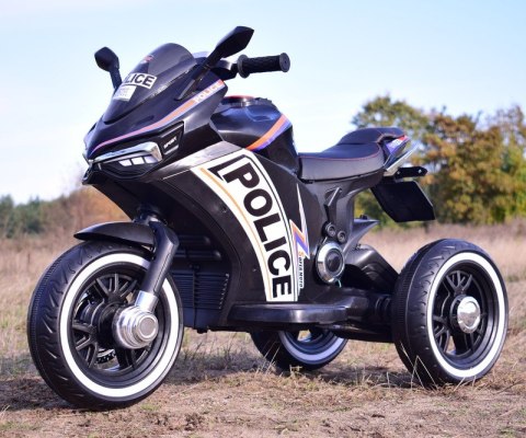DUŻY MOTOR ŚCIGACZ STRONG 2 EXCLUSIVE, ŚWIECĄCE KOŁA, 3 KOŁOWY/HT6188 DUŻY MOTOR ŚCIGACZ STRONG 2 EXCLUSIVE, ŚWIECĄCE KOŁA, 3 KOŁOWY/HT6188