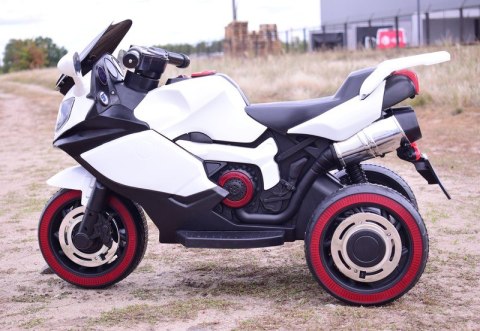 DUŻY MOTOR ŚCIGACZ STRONG 2 EXCLUSIVE, ŚWIECĄCE KOŁA/DLX518 DUŻY MOTOR ŚCIGACZ STRONG 2 EXCLUSIVE, ŚWIECĄCE KOŁA/DLX518