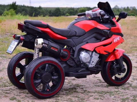 DUŻY MOTOR ŚCIGACZ STRONG 2 EXCLUSIVE, ŚWIECĄCE KOŁA/HLX2018 DUŻY MOTOR ŚCIGACZ STRONG 2 EXCLUSIVE, ŚWIECĄCE KOŁA/HLX2018