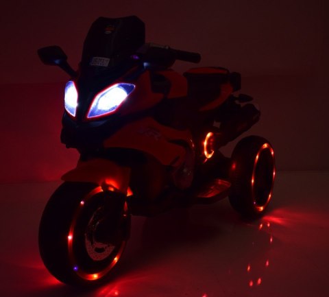 DUŻY MOTOR ŚCIGACZ STRONG 2 EXCLUSIVE, ŚWIECĄCE KOŁA/HLX2018 DUŻY MOTOR ŚCIGACZ STRONG 2 EXCLUSIVE, ŚWIECĄCE KOŁA/HLX2018