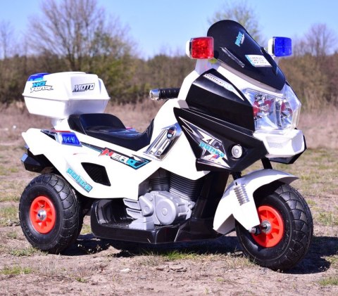 MEGA WIELKI MOTOR HERO Z DŹWIĘKAMI NA POMPOWANYCH KOŁACH NOWOŚĆ / 8815 12 V MEGA WIELKI MOTOR HERO Z DŹWIĘKAMI NA POMPOWANYCH KOŁACH NOWOŚĆ / 8815 12 V