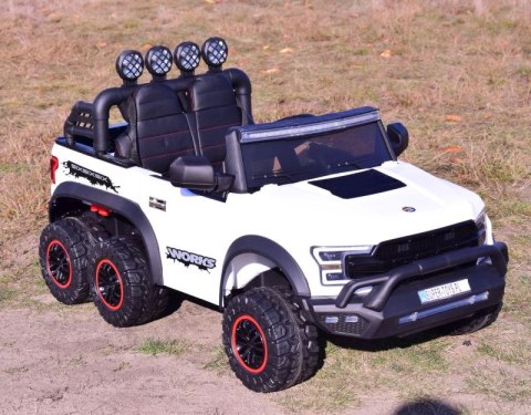 MEGA JEEP WORKS SIX 4X4, 2 X 12V MĘKKIE KOŁA, MIĘKKIE SIEDZENIE/JC003 MEGA JEEP WORKS SIX 4X4, 2 X 12V MĘKKIE KOŁA, MIĘKKIE SIEDZENIE/JC003