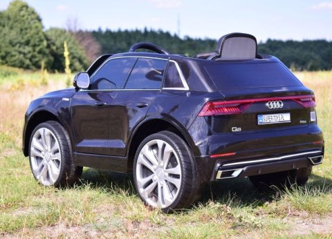 ORYGINALNE AUDI Q8 W NAJLEPSZEJ OPCJI, MIĘKKIE KOŁA, MIĘKKIE SIEDZENIE/JJ2066 ORYGINALNE AUDI Q8 W NAJLEPSZEJ OPCJI, MIĘKKIE KOŁA, MIĘKKIE SIEDZENIE/JJ2066