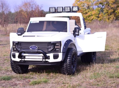 AUTO NA AKUMULATOR ORYGINALNY FORD SUPER DUTY 4X4, WALIZKA, KLIMA, PRZESUWANE SIEDZENIE/SX2088 AUTO NA AKUMULATOR ORYGINALNY FORD SUPER DUTY 4X4, WALIZKA, KLIMA, PRZESUWANE SIEDZENIE/SX2088