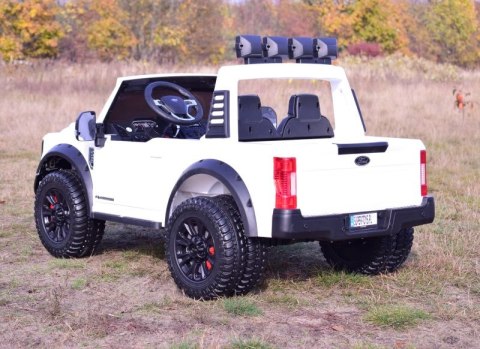 AUTO NA AKUMULATOR ORYGINALNY FORD SUPER DUTY 4X4, WALIZKA, KLIMA, PRZESUWANE SIEDZENIE/SX2088 AUTO NA AKUMULATOR ORYGINALNY FORD SUPER DUTY 4X4, WALIZKA, KLIMA, PRZESUWANE SIEDZENIE/SX2088
