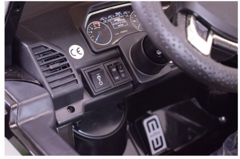 AUTO NA AKUMULATOR ORYGINALNY FORD SUPER DUTY 4X4, WALIZKA, KLIMA, PRZESUWANE SIEDZENIE/SX2088 AUTO NA AKUMULATOR ORYGINALNY FORD SUPER DUTY 4X4, WALIZKA, KLIMA, PRZESUWANE SIEDZENIE/SX2088
