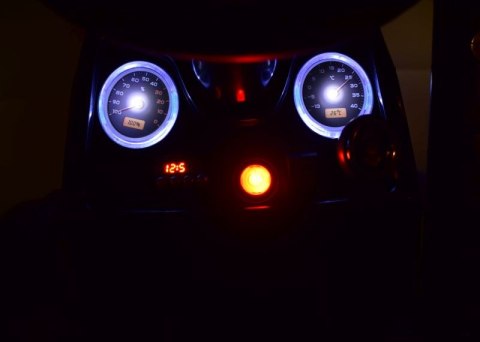 MEGA TRAKTOR BLAZIN NA AKUMULATOR Z PILOTEM/HL2788 MEGA TRAKTOR BLAZIN NA AKUMULATOR Z PILOTEM/HL2788