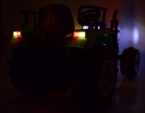 MEGA TRAKTOR BLAZIN NA AKUMULATOR Z PILOTEM/HL2788 MEGA TRAKTOR BLAZIN NA AKUMULATOR Z PILOTEM/HL2788