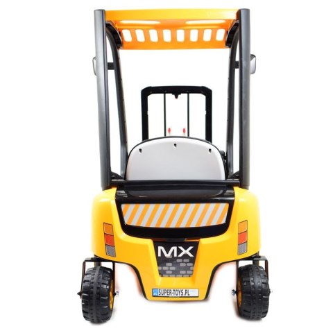 WIELKI WÓZEK WIDŁOWY Z OBROTOWYMI KÓŁKAMI/XMX638 WIELKI WÓZEK WIDŁOWY Z OBROTOWYMI KÓŁKAMI/XMX638