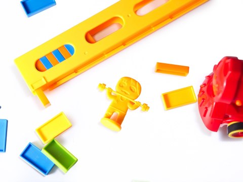 Pociąg Lokomotywa Kolejka Układająca Domino Zabawka na Prezent dla Dzieci Pociąg Lokomotywa Kolejka Układająca Domino Zabawka na Prezent dla Dzieci