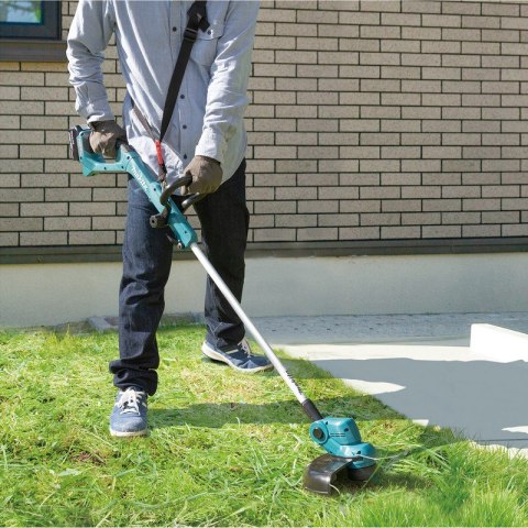 AKUMULATOROWA PODKASZARKA 26CM 18V LXT 1*3.0AH AKUMULATOROWA PODKASZARKA 26CM 18V LXT 1*3.0AH
