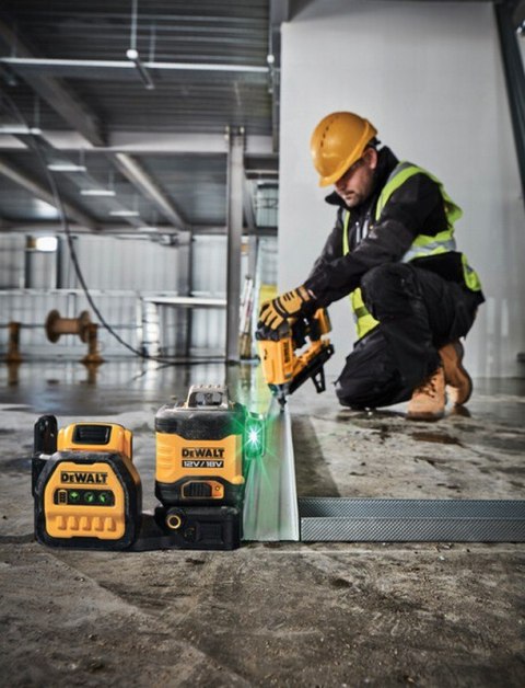 LASER LINIOWY 3-PŁASZCZYZNOWY 12/18V ZIE. WIĄZKA XR 1*2.0AH LASER LINIOWY 3-PŁASZCZYZNOWY 12/18V ZIE. WIĄZKA XR 1*2.0AH