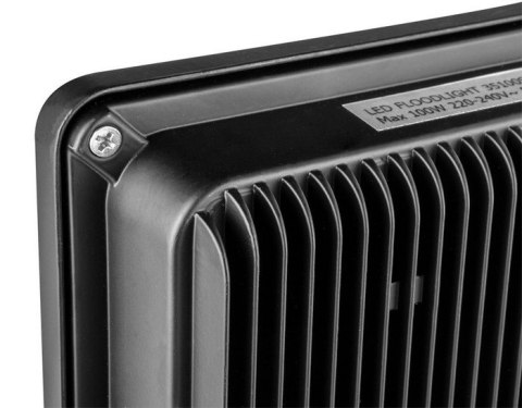 REFLEKTOR PODWÓJNY NA STATYWIE 200W LED 17000LM REFLEKTOR PODWÓJNY NA STATYWIE 200W LED 17000LM