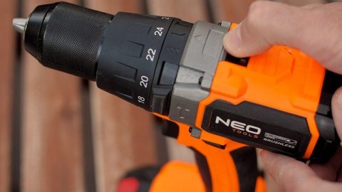 WIERTARKO-WKRĘTARKA BEZSZCZOTKOWA Z UDAREM 100NM ENERGY+,0AH WIERTARKO-WKRĘTARKA BEZSZCZOTKOWA Z UDAREM 100NM ENERGY+,0AH