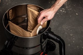 ODKURZACZ 1600W 35L.