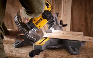 PILARKA UKOSOWA, UKOŚNICA AKUM. 190MM 18V V20 1*4.0AH