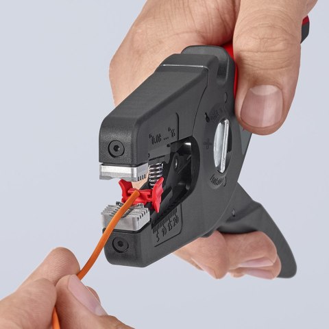 SZCZYPCE AUTOMATYCZNE DO ŚCIĄGANIA IZOLACJI PRECISTRIP16 SZCZYPCE AUTOMATYCZNE DO ŚCIĄGANIA IZOLACJI PRECISTRIP16