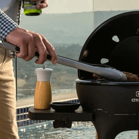 Szczypce BBQ ze stali nierdzewnej z antypoślizgowym uchwytem Szczypce BBQ ze stali nierdzewnej z antypoślizgowym uchwytem